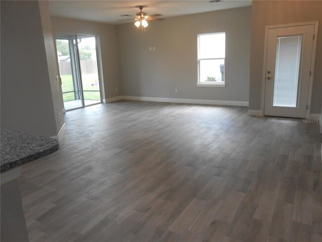 Building Photo - 20637 Majestic St
