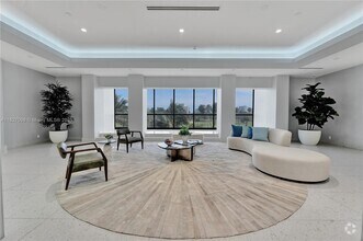 Building Photo - 20335 W Country Club Dr