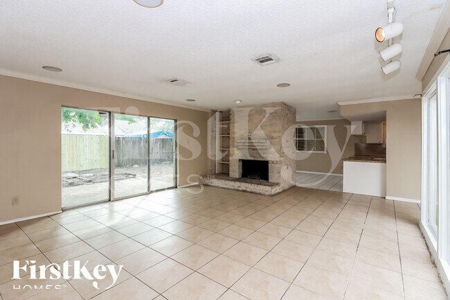 Foto del edificio - 7431 Navidad Rd