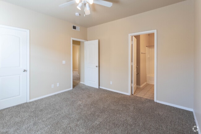 3HAB 2BA - 1.066 ft² - North Mountain Village