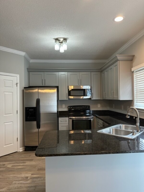 Foto del edificio - 302 Irvine Ct