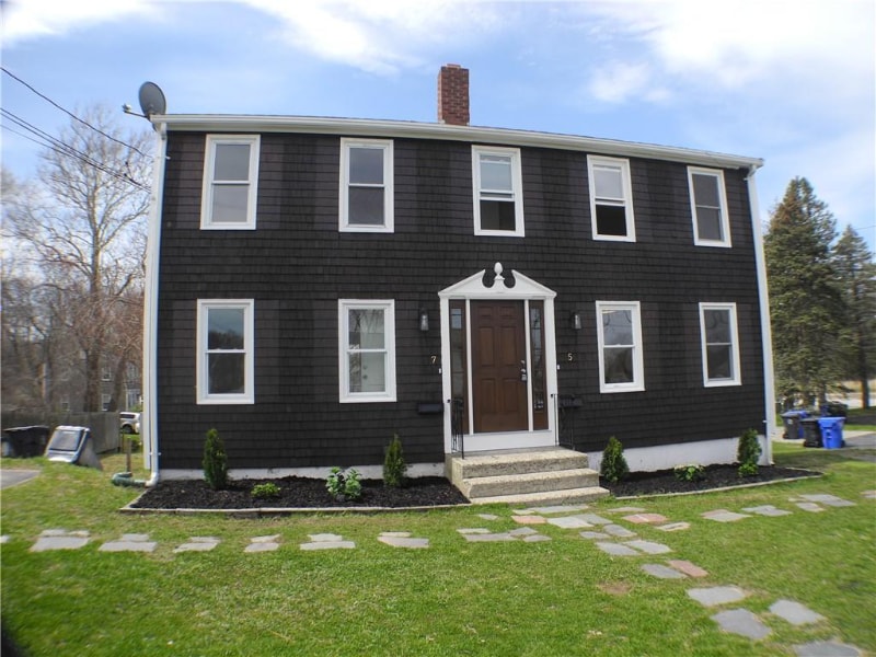 Photo - 5 Hospital Rd (East Providence, RI)