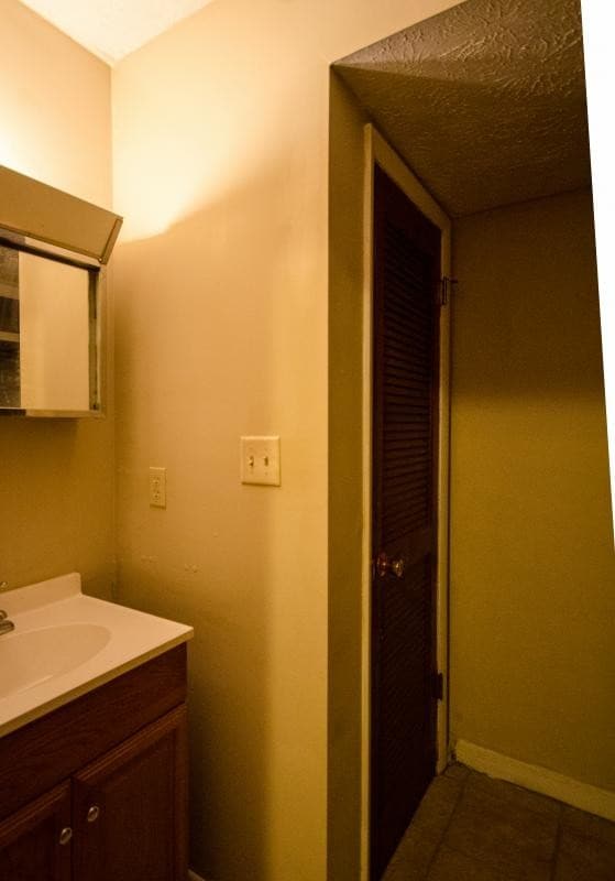 Building Photo - 1052 Sweetwater, Athens, GA 30606