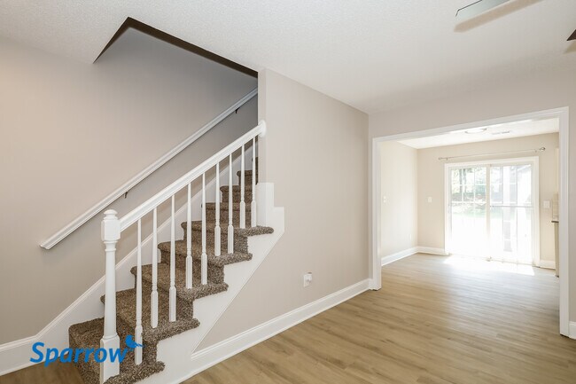Building Photo - 2033 Briarberry Lane