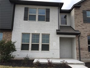 Building Photo - 7220 Wyoming Springs Dr