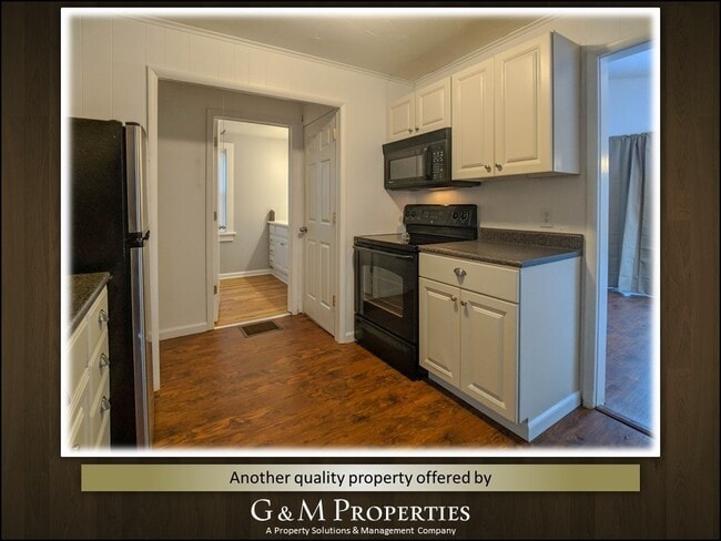 Foto del edificio - 1 Br, Pet Friendly, Single Family Home Available Now in Greece NY!