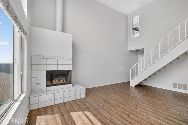 Foto del edificio - 237 Avenida Montalvo