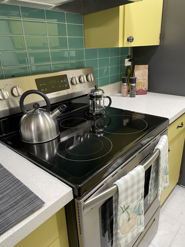 Building Photo - Cochise Apartments