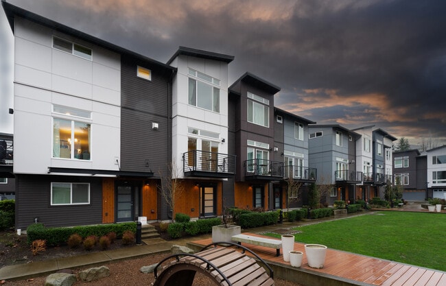 Foto del edificio - 1587 139th Ct NE