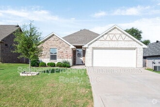 Building Photo - 3310 Windcrest Dr