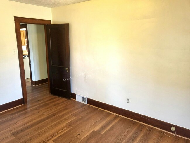 Foto del edificio - 2237 Brodhead Rd