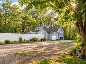 Building Photo - 36 Brackett Rd