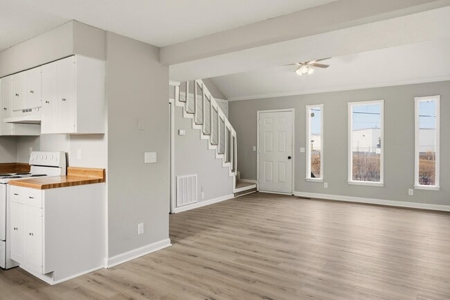 Building Photo - 90 Park St