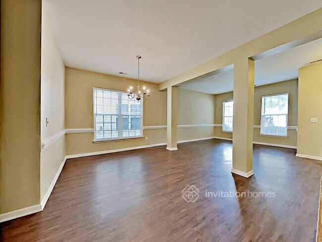 Building Photo - 16215 Long Talon Way