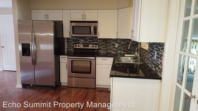 Building Photo - 6250 W 77th Pl