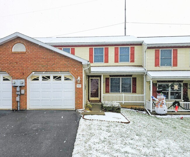 Foto del edificio - 357 Acorn Cir