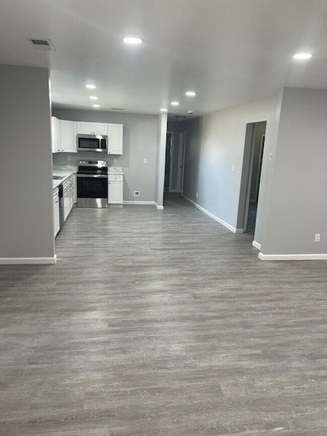 Foto del edificio - 7381 Getwell Rd