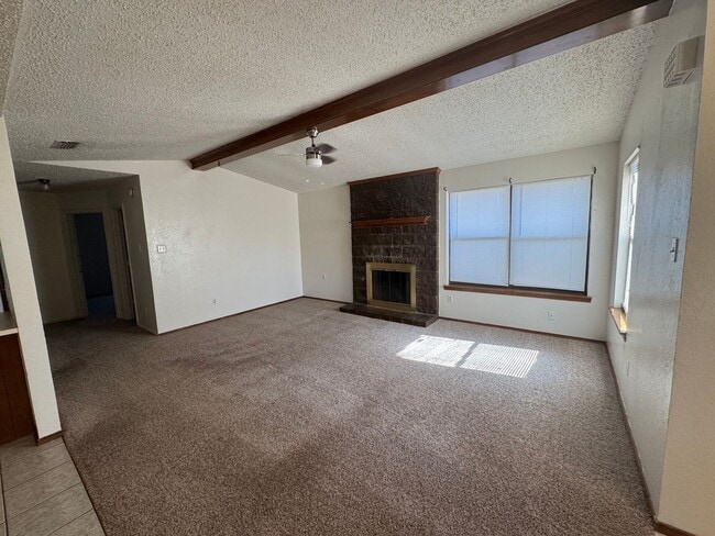 Building Photo - 11 Wagnon Dr