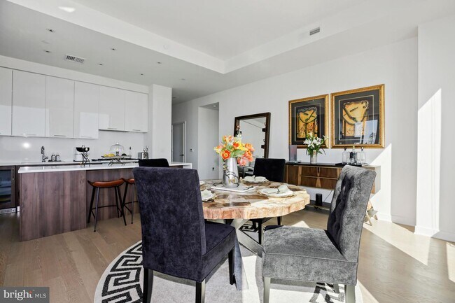 Foto del edificio - 1650 Silver Hill Dr