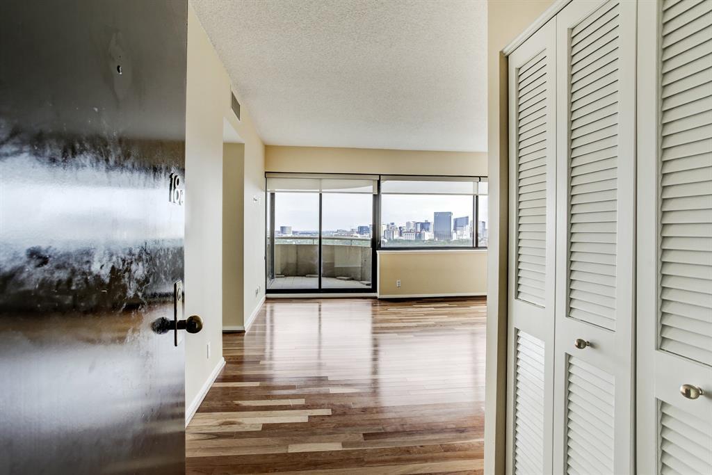 5000 Montrose Blvd Unit 18C, Houston, TX 77006 Condo for Rent in Houston, TX