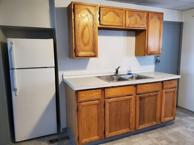 Foto del edificio - 225 Poplar St