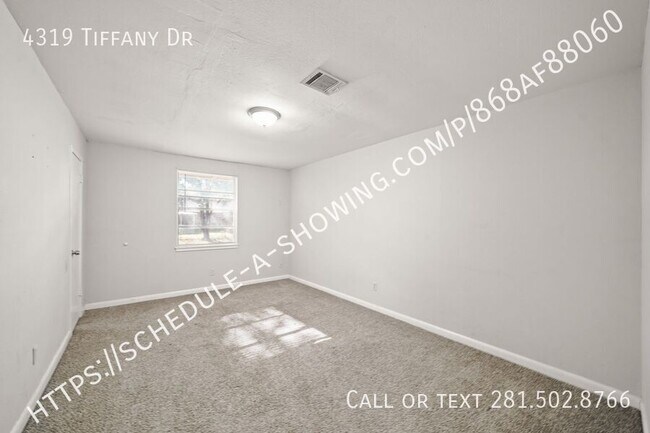 Foto del edificio - 4319 Tiffany Dr