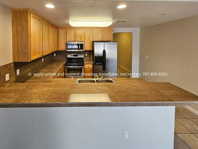 Foto del edificio - Close to Shopping Cloverdale 2 Bedroom Available Now