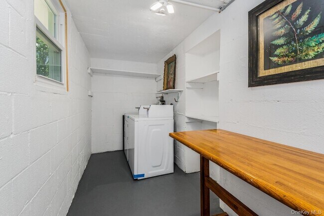 Foto del edificio - 2 Bryn Mawr Pl