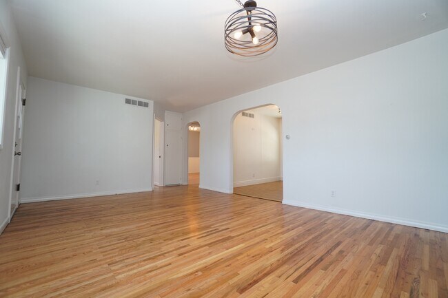 Foto del edificio - 4201 W Kootenai St