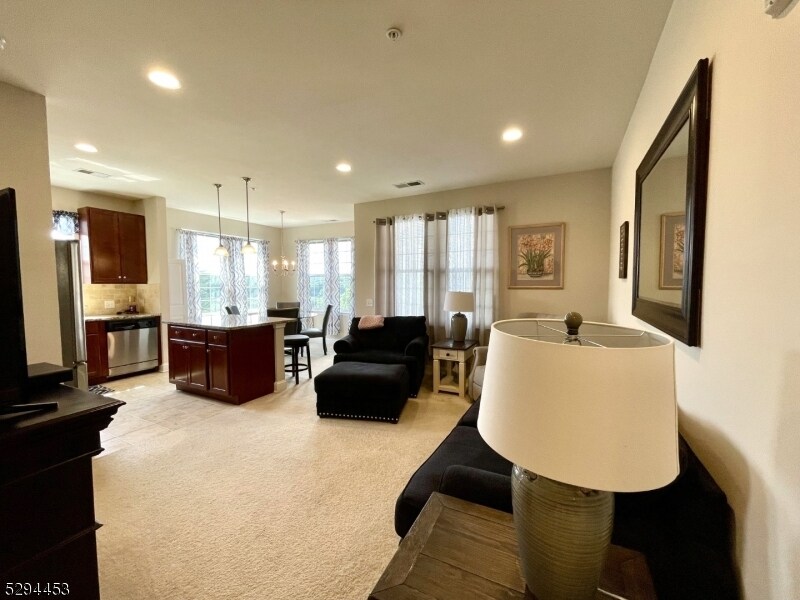 4305 Ramapo Ct Unit 4305, Riverdale, NJ 07457 Room for Rent in