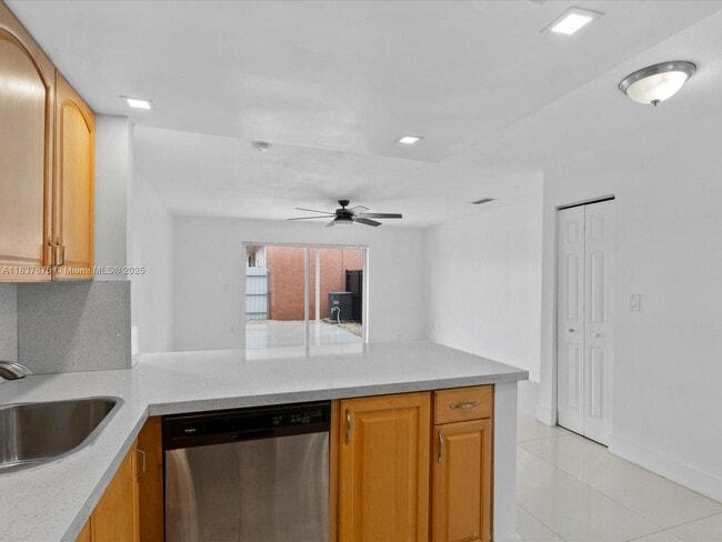 Building Photo - 1790 W 58th St