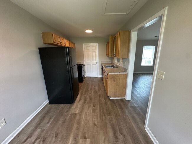 Foto del edificio - 4605 Palm Breeze Ln