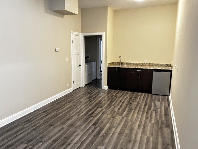 Foto del edificio - 3650 W Diversey Ave