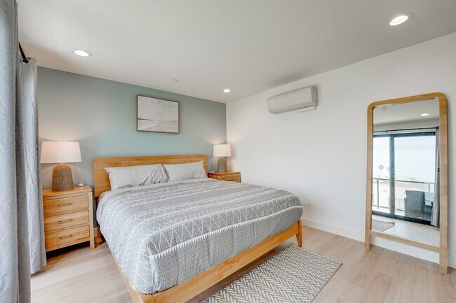 Foto del edificio - 827 Island Ct