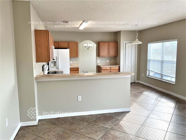 Building Photo - 490 Danube Dr