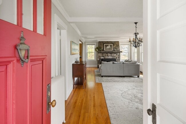 Building Photo - 20 Mountain Rd