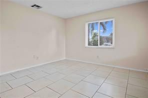 Foto del edificio - 6753 49th Ave N