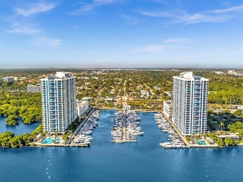 Photo - 17301 BISCAYNE BLVD Unit 2301