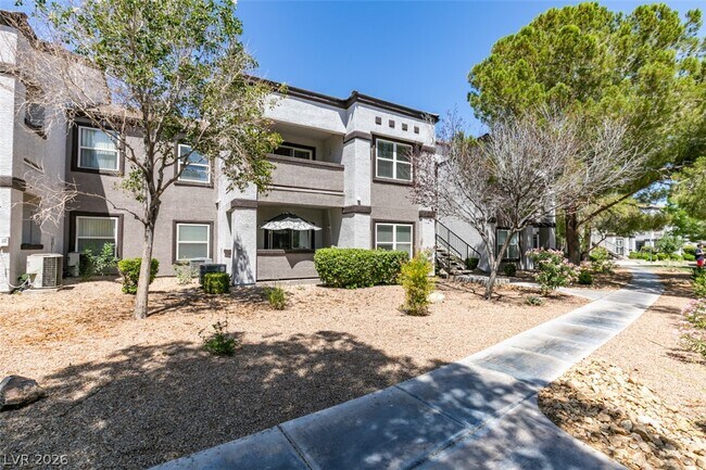 Foto del edificio - 7255 W Sunset Rd