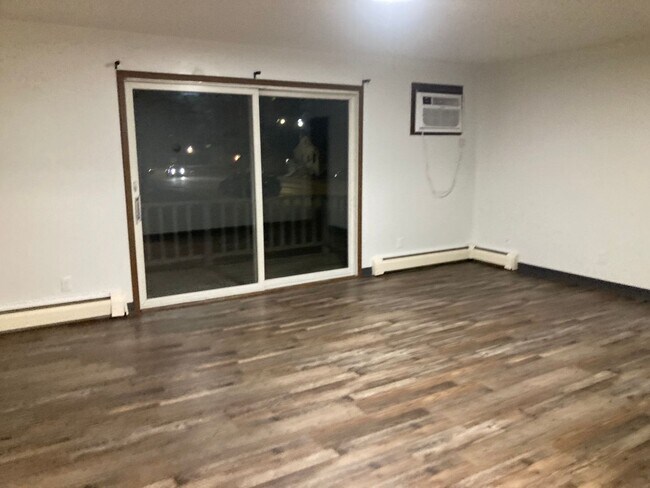 Building Photo - 201 1st Ave NE