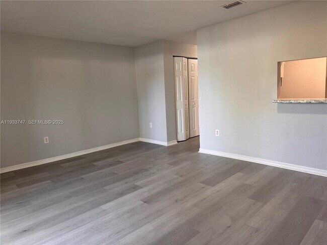 Foto del edificio - 2267 NW 136th Terrace