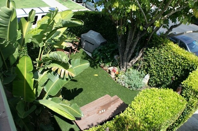 Foto del edificio - 839 N Alfred St