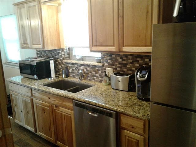 Building Photo - 209 Scenic Trail