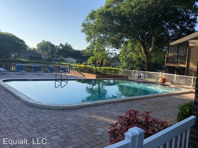 Foto del edificio - 10455 Carrollbrook Ct