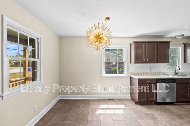 Foto del edificio - 4905 Ashton Rd