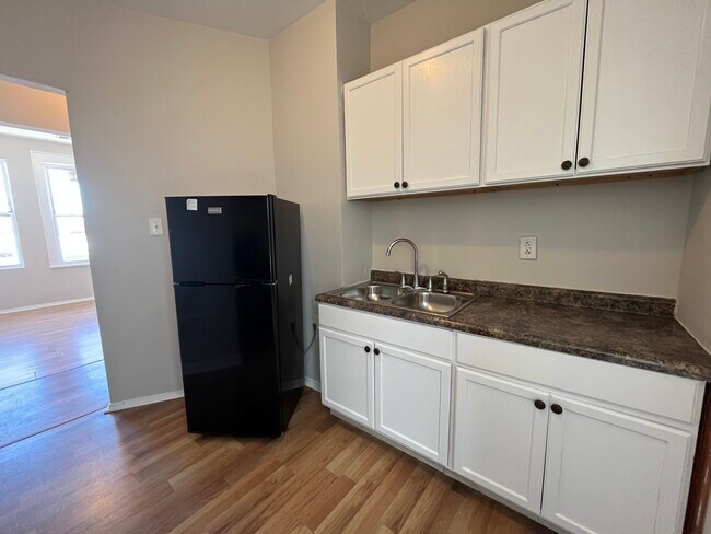 Foto del edificio - 1609 N Lawndale Ave