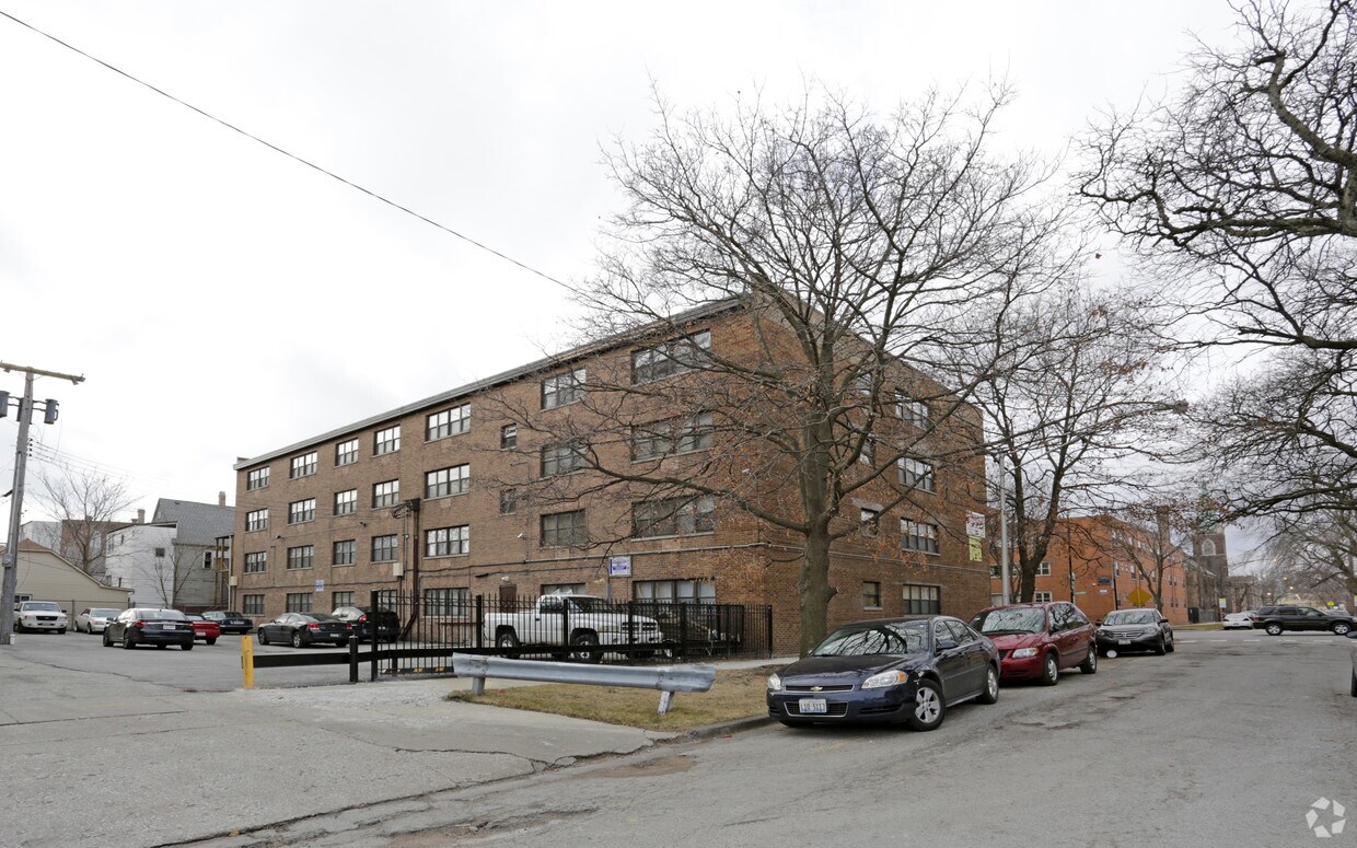 Foto del edificio - 7801 S South Shore Dr