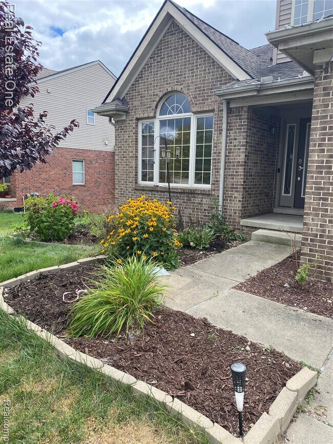 Foto del edificio - 39206 Silverthorne Bend