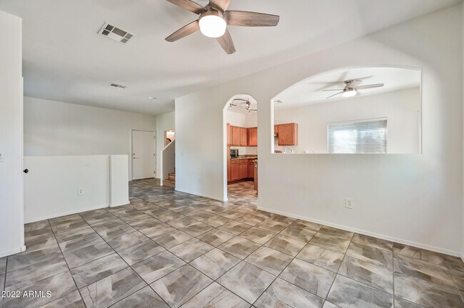 Foto del edificio - 21838 N 41st St