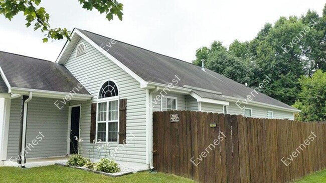 Building Photo - 6007 Patricia Ryan Dr